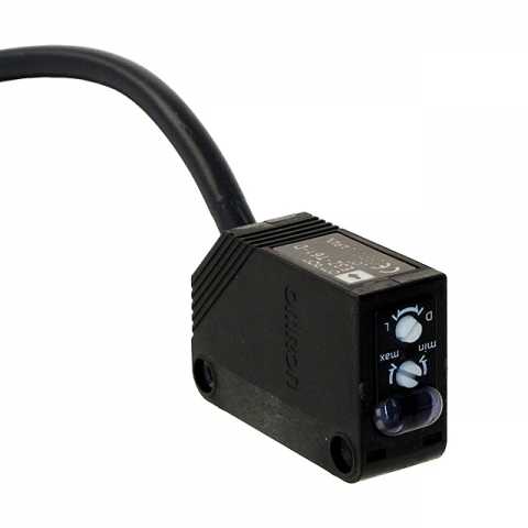 E3Z-T61-D-M1J-1 0.3M 光电，工业
